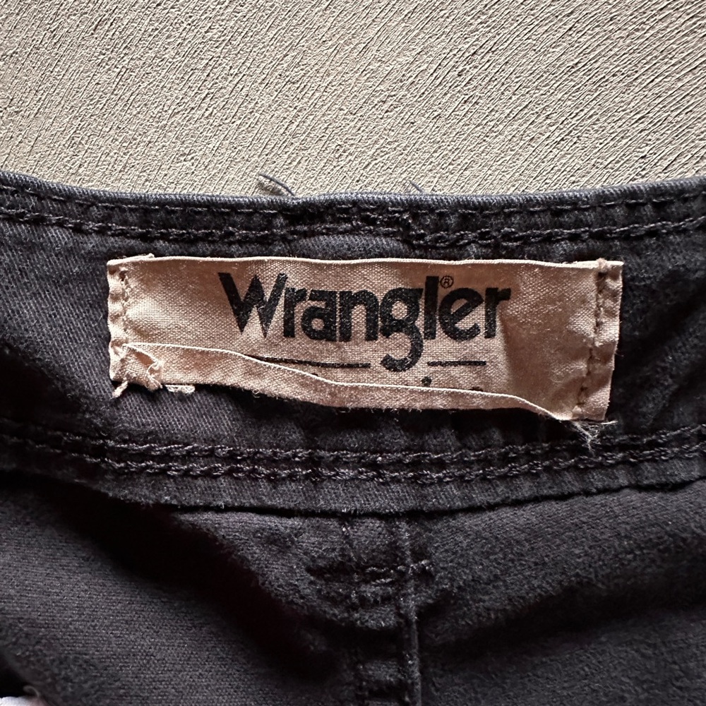 wrangler cargo shorts - Picture 3 of 4
